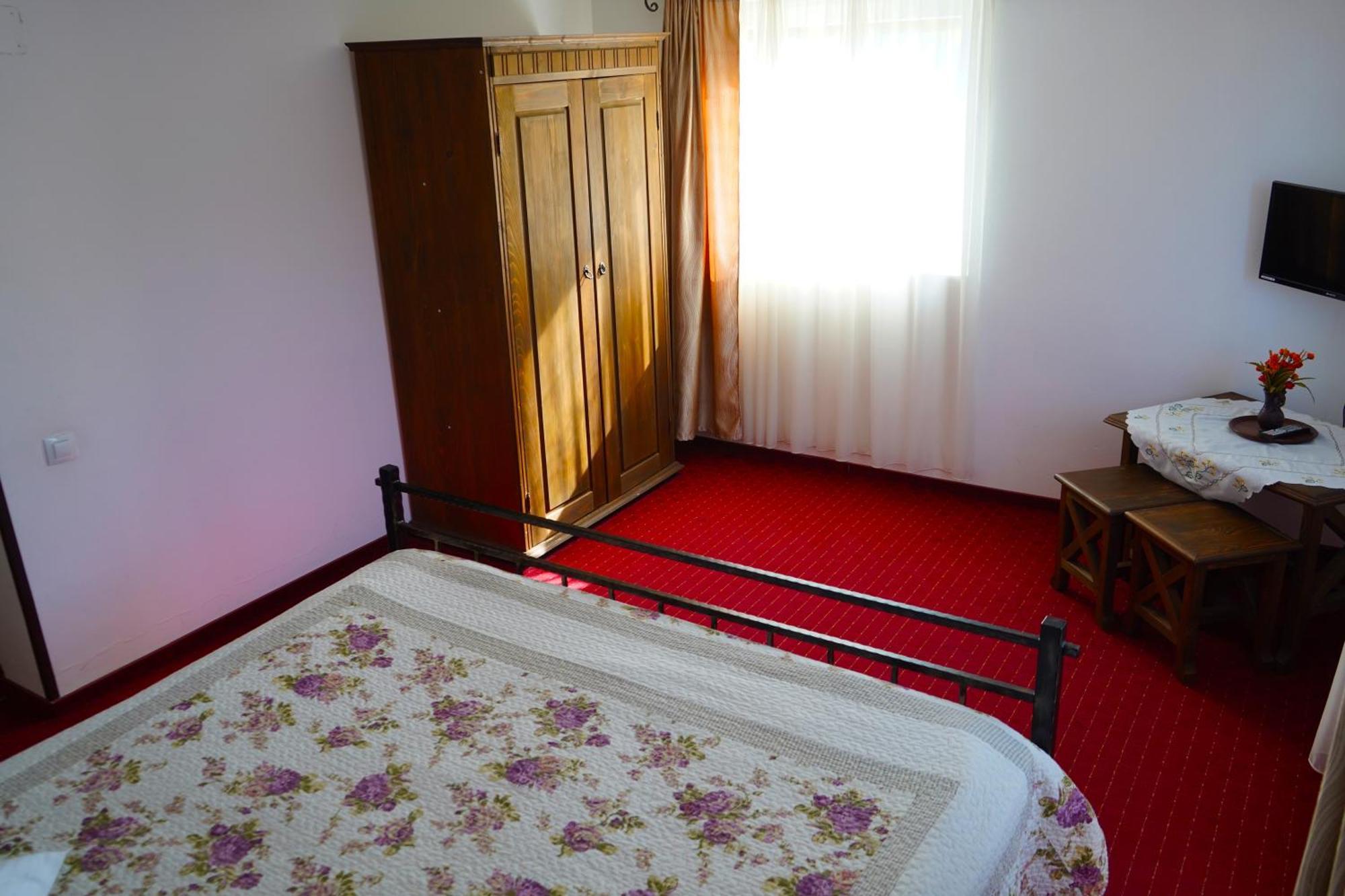 Vila Sohodol Travel Törcsvár Kültér fotó